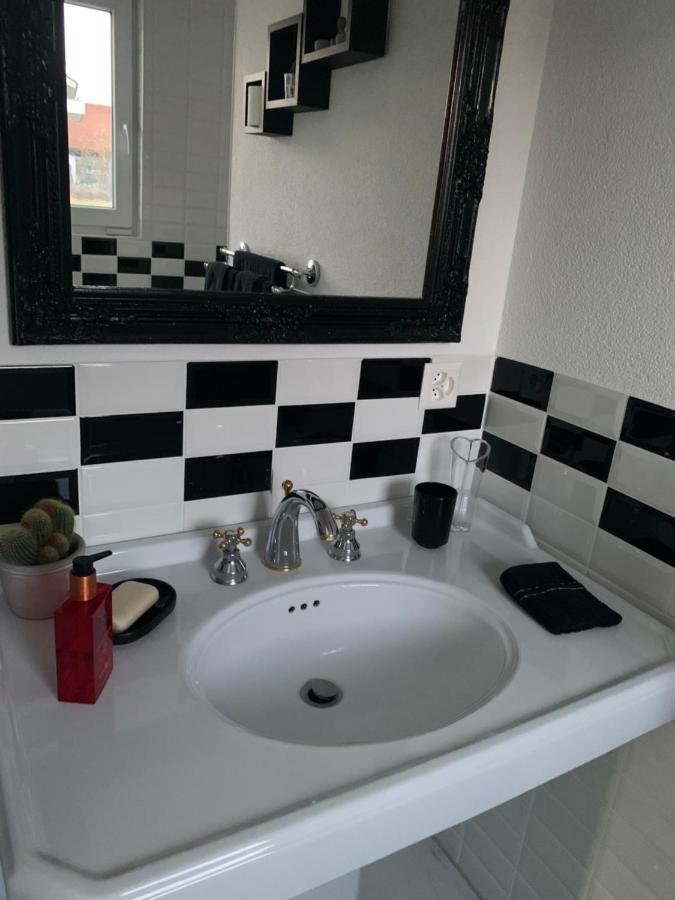 Appartamento Au Bord De L'Eau Orpund Esterno foto